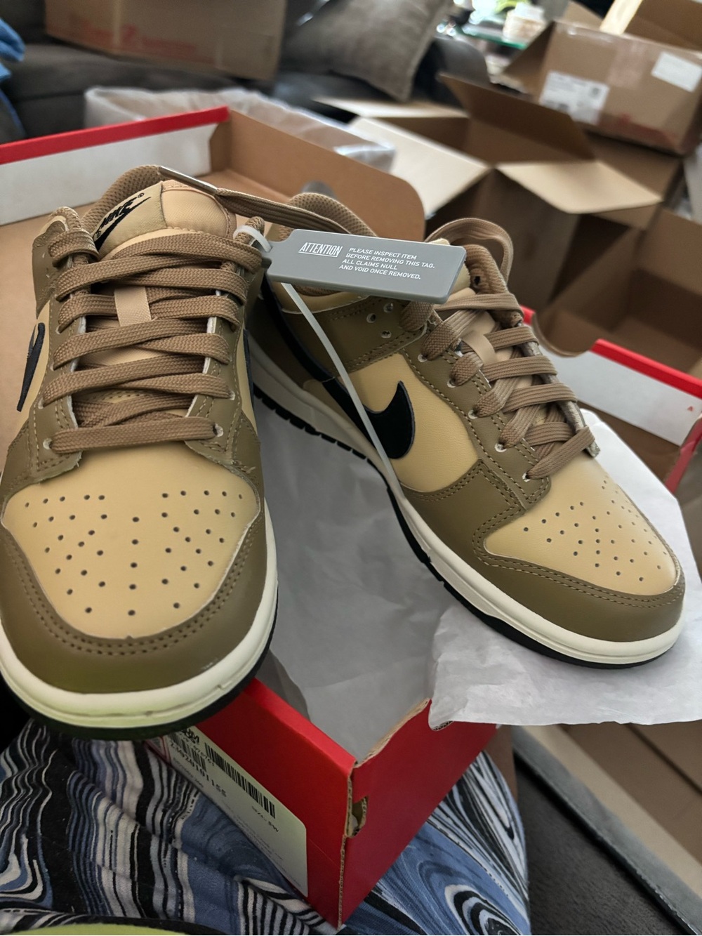 Nike Low-Top Dunks Sneaker in Tan, Olive & Black kids or women 5 - Picture 2 of 5